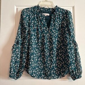 LOFT Petite dark green shirt with leaf pattern